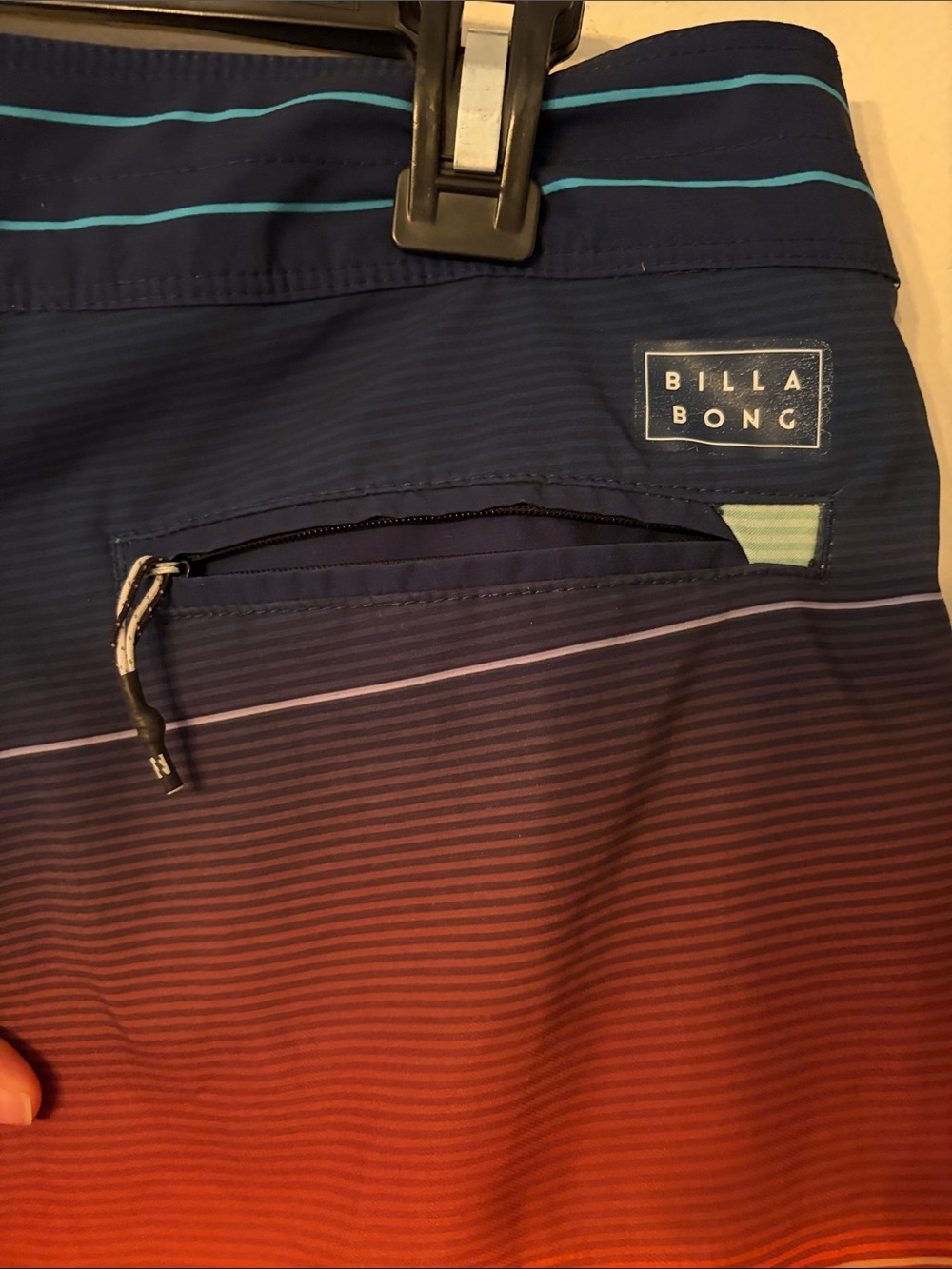 Billabong Men’s Ombré Sunset Boardshorts - EUC - Size 33 - Picture 7 of 7